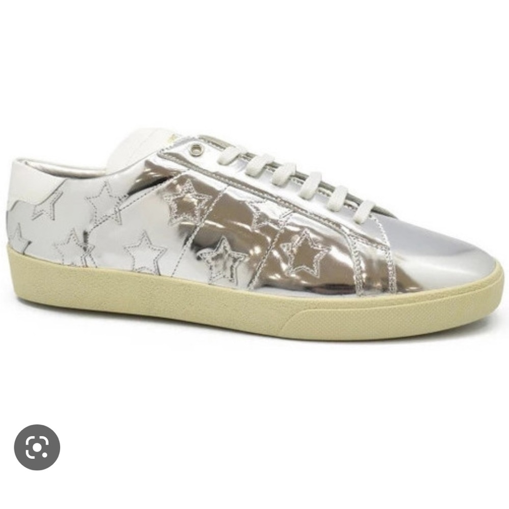 Saint Laurent classic court shoes